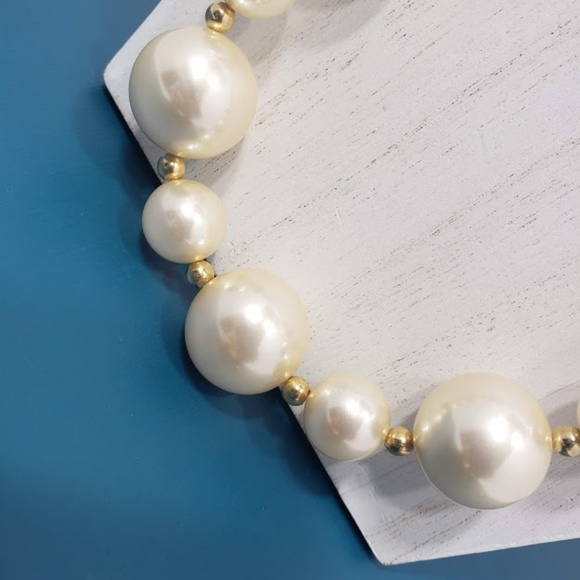 Napier Vintage Large Faux Pearl Statement Necklace - Picture 5 of 8